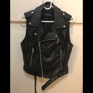 Who What Wear Black Faux Leather Chic Vest, Small